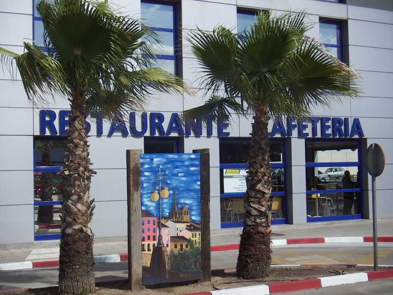 Iraipe Logrono Hotel Bagian luar foto