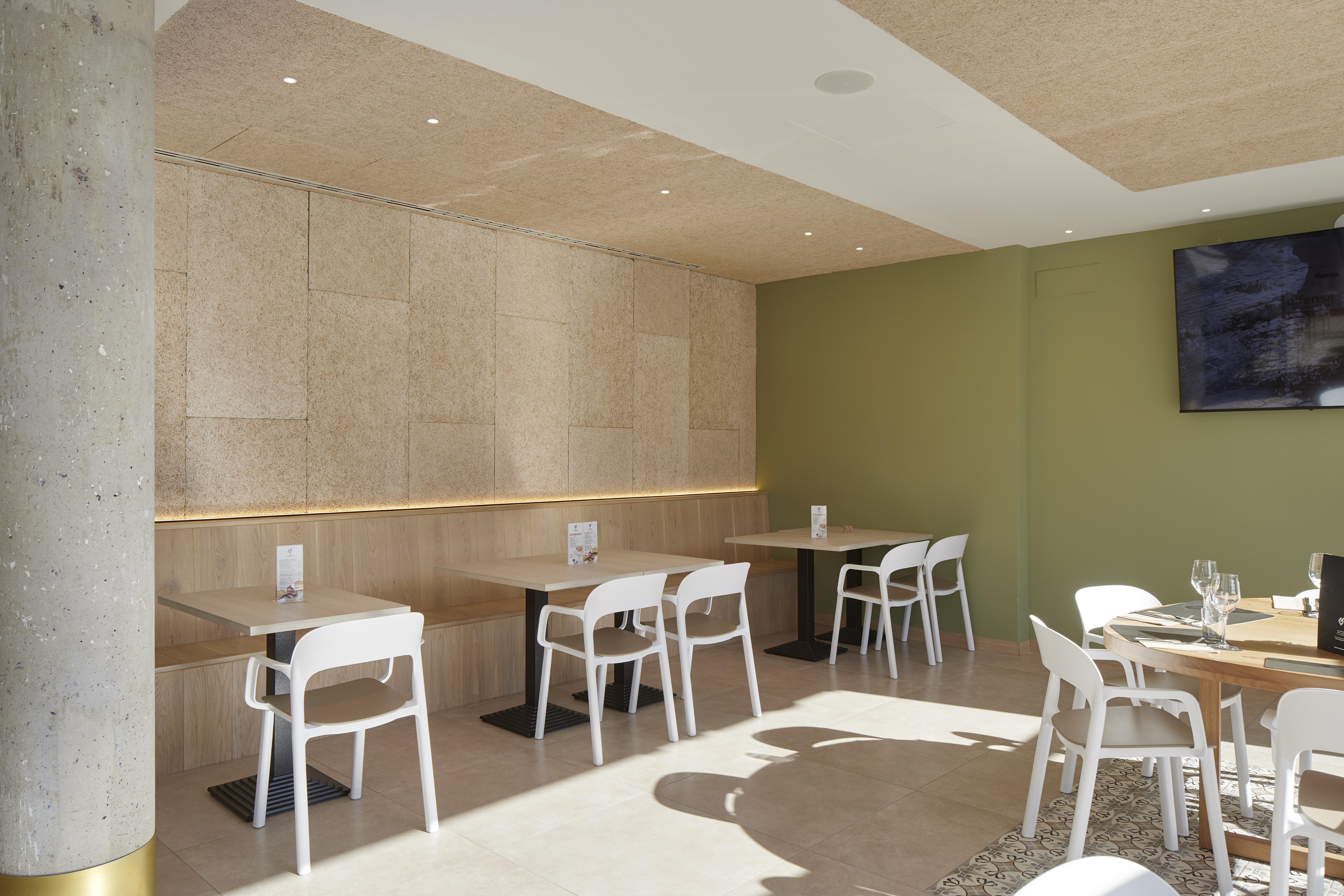 Iraipe Logrono Hotel Bagian luar foto