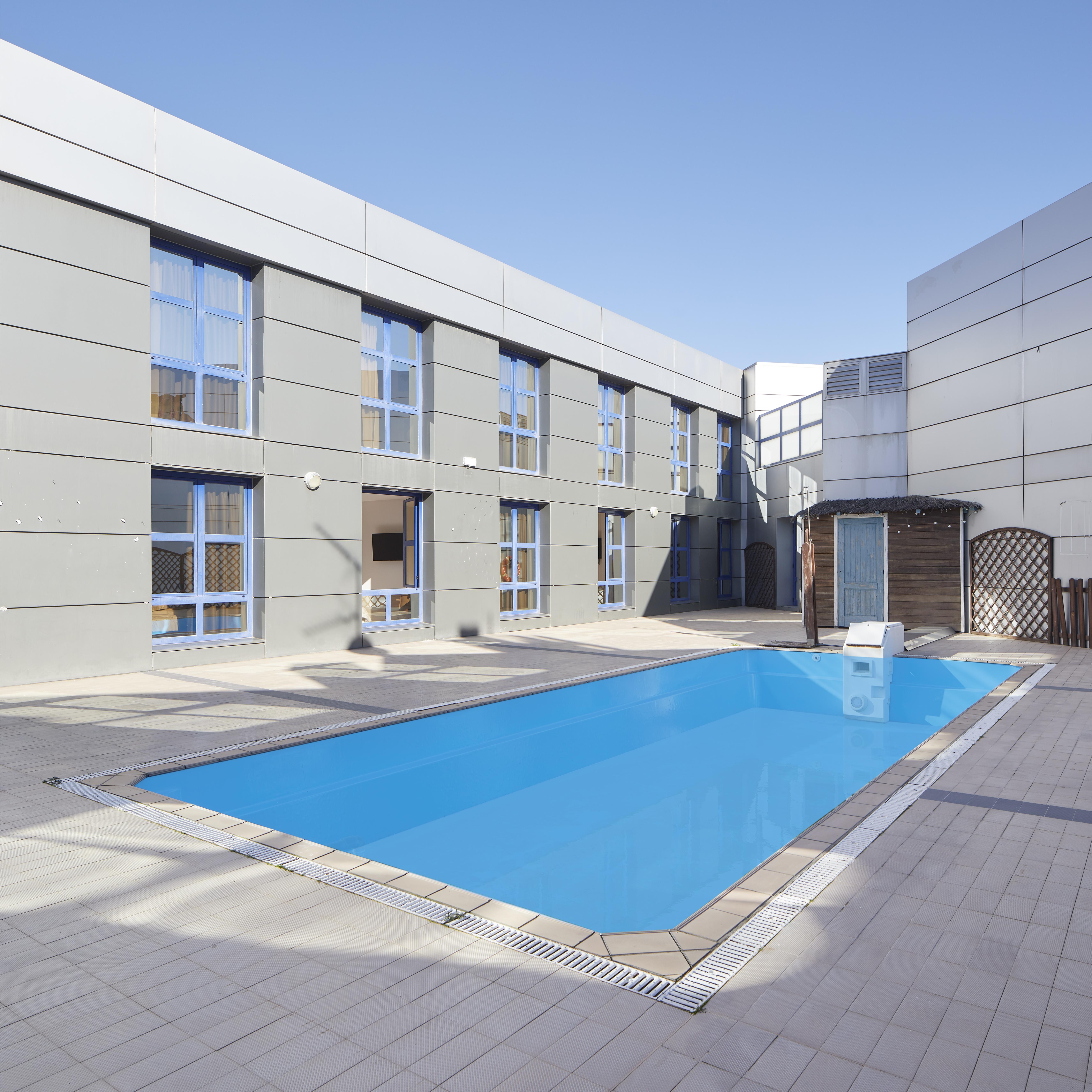 Iraipe Logrono Hotel Bagian luar foto